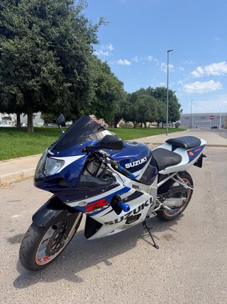 SUZUKI GSXR-600