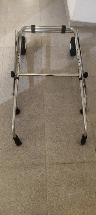 Andador Ortopédico Plegable