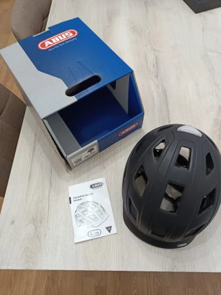 Casco Abus Negro Talla L. Para estrenar.