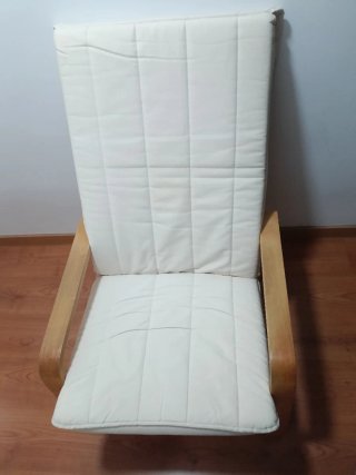 Silla IKEA con dos fundas