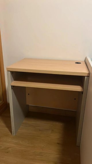 Escritorio de madera