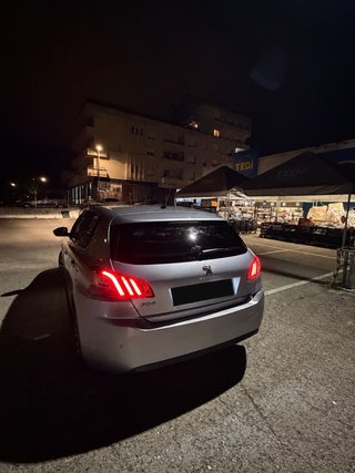 Peugeot 308 2016