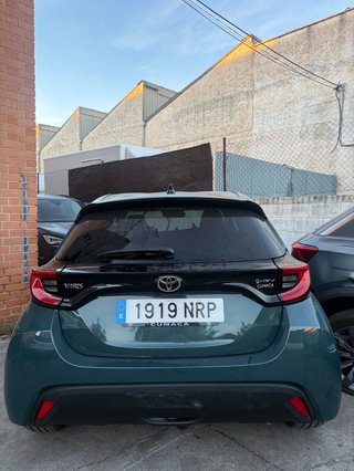 Toyota Yaris Hybrid Trendy 2026 · Golpe frontal