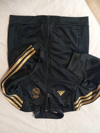 Chándal Real Madrid y Camiseta Selección