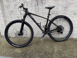 Bicicleta montaña scott scale 970 talla M