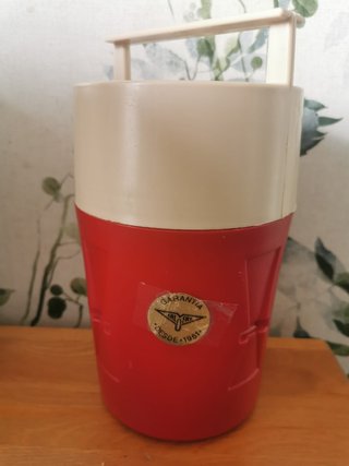 Termo Portátil Vintage Cal-Fre