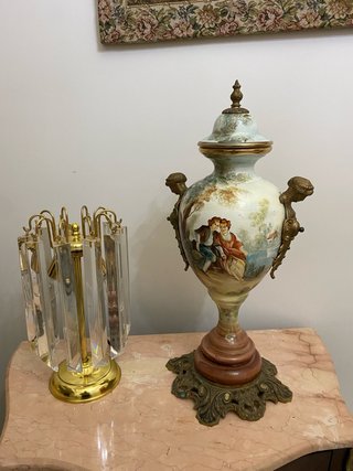 Jarrón antiguo de porcelana estilo francés