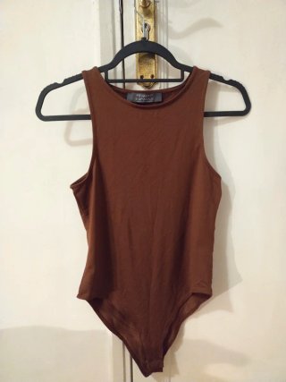 Body marrón Primark Talla S