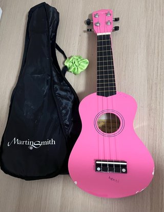 Ukelele Martin Smith UK-212 Rosa