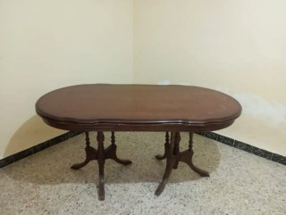 Mesa de Comedor de Madera