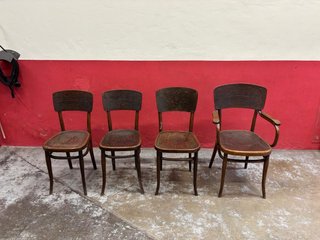 Set de 4 sillas de madera
