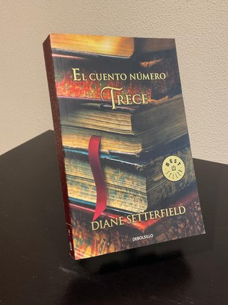 EL CUENTO NÚMERO TRECE - DIANE SETTERFIELD