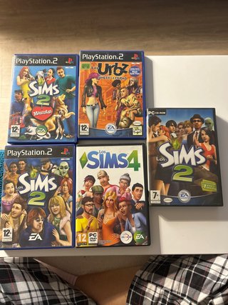 Lote cinco Juegos Los Sims (PS2 y PC)