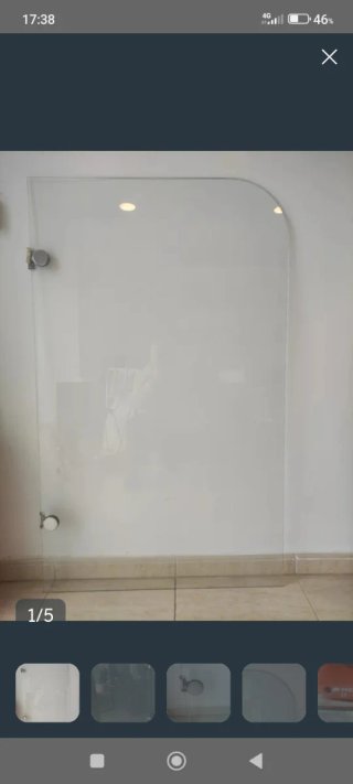 PUERTA/MAMPARA DE CRISTAL CON ESQUINAS REDONDEADAS
