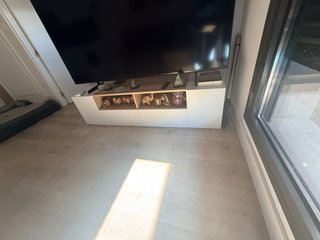 Mueble de TV Blanco y Madera