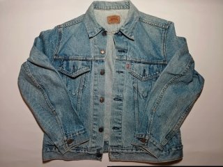 Cazadora vaquera Levi's años 90