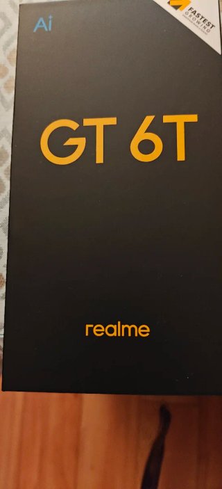 realme GT 6T