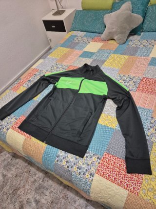 Giubbotto Sportivo Nike Dri-FIT Grigio e Verde