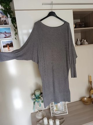 Abito corto grigio manica ampia