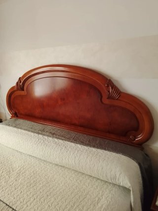 Conjunto Dormitorio: Cabecero, Espejo y 2 Mesillas