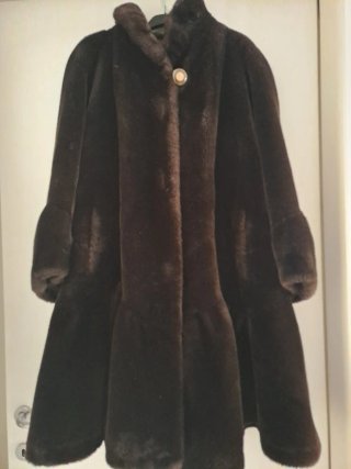 Cappotto in pelliccia ecologica marrone taglia 52