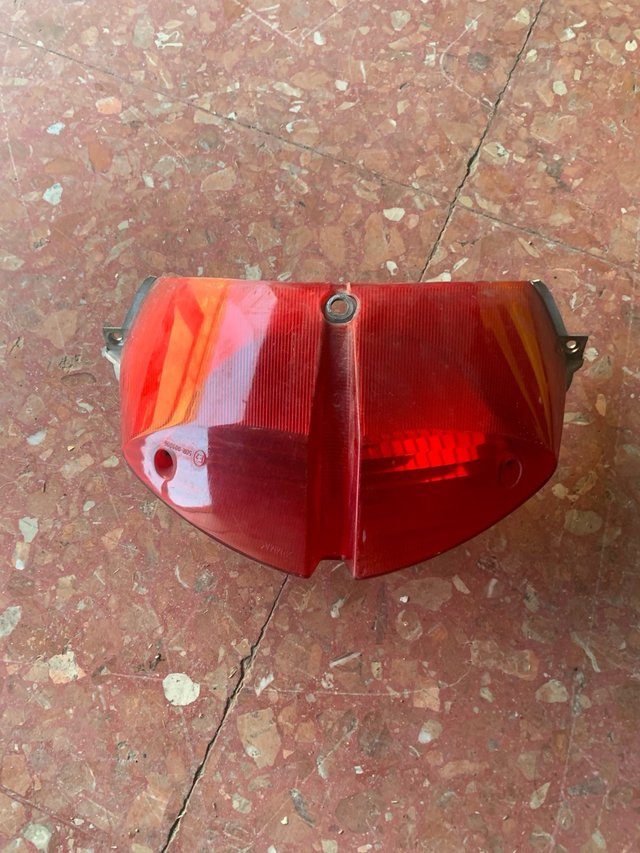 Piloto Trasero Peugeot Speedfight 2