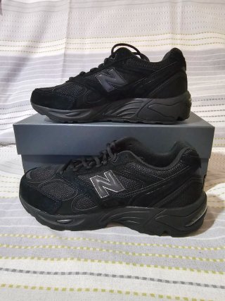 Zapatillas New Balance U880R3PC