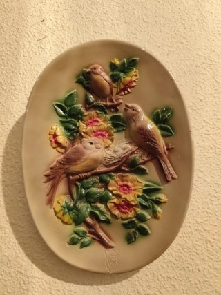 Plato de pared decorativo con aves