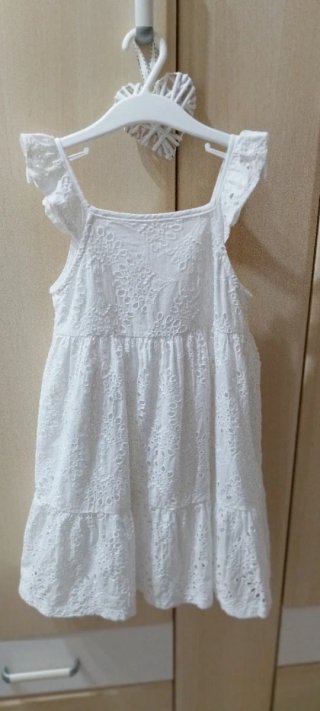 Vestido Blanco bordado con ...del corte inglés