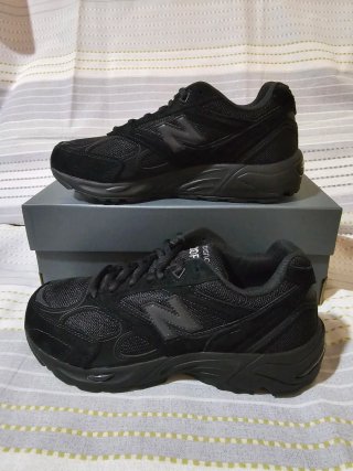 Zapatillas New Balance U880R3PC