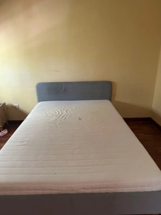 Cama de Matrimonio con Cabecero Gris