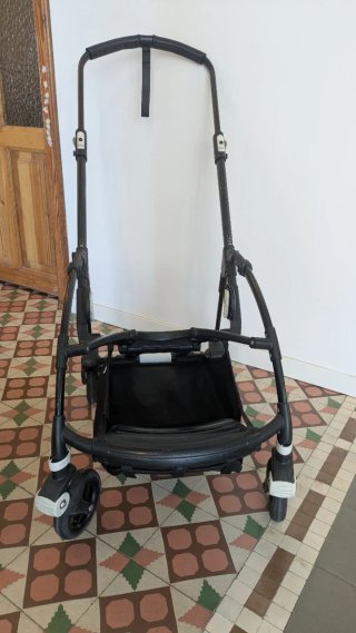 Chasis Bugaboo Bee 5 + ruedas y cesta Bee 6