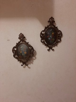Set di 2 quadri con cornice in bronzo