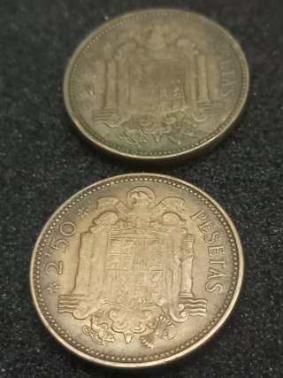 2 Monedas de 2,50 Pesetas de 1953