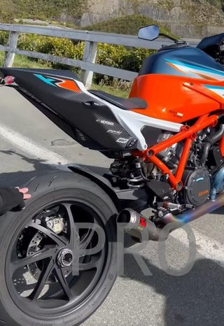 Sistema de escape Akrapovic KTM 1050