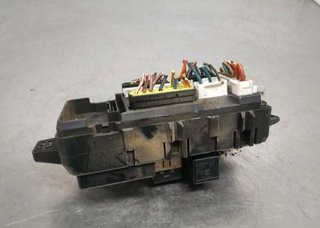 Caja de relés / fusibles volvo 9j070016 s40 451559