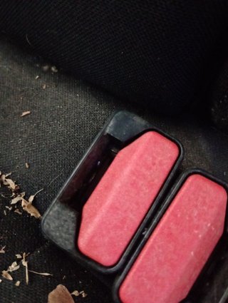 ENGANCHE CINTURON TRASERO CENTRAL Volvo V40 (2012->)