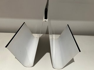 Revistero Metálico Blanco