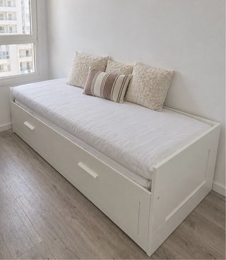 Diván Ikea Hemnes Blanco + 2 Colchones