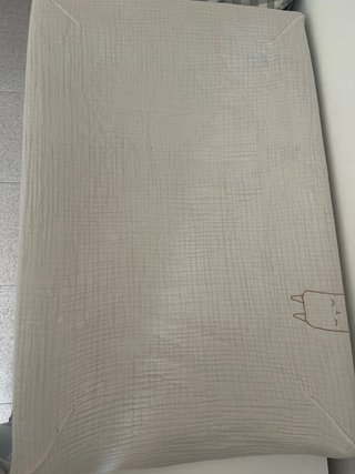 Cambiador Ikea con funda reversible