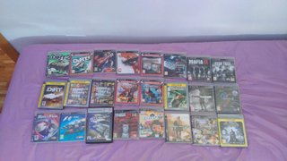 PlayStation 3 Slim + Cables + 22 Juegos