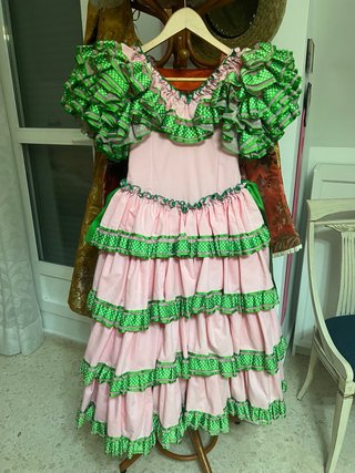 Traje de Sevillana Rosa y Verde (8-10 años)