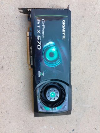 Tarjeta Gráfica Gigabyte GeForce GTX 570