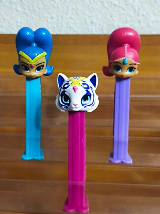 Lote 3 Dispensadores PEZ Shimmer y Shine