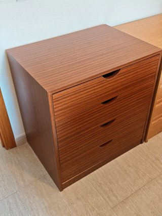 Cajonera de madera