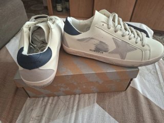 2 Zapatillas Golden Goose