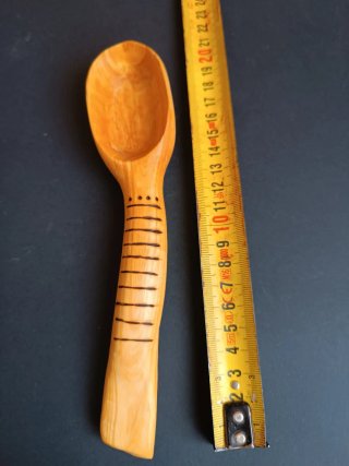 Cuchara de madera de Boj tallada a mano