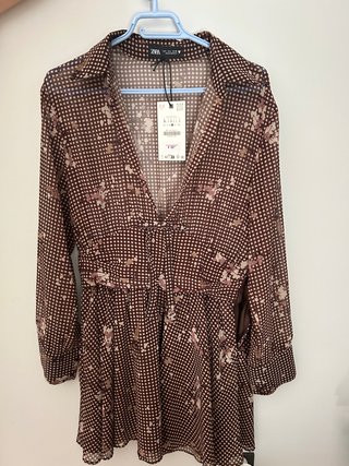 Vestido corto camisero Zara