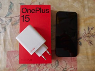 OnePlus 15 16GB RAM 512GB Negro