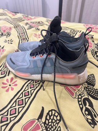 Zapatillas Adidas NMD_R1 V3 Talla 47,5